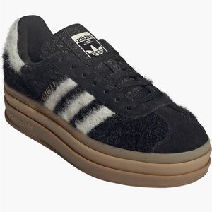 Adidas Women's Fuzzy Black and White Gazelle’s sz 8